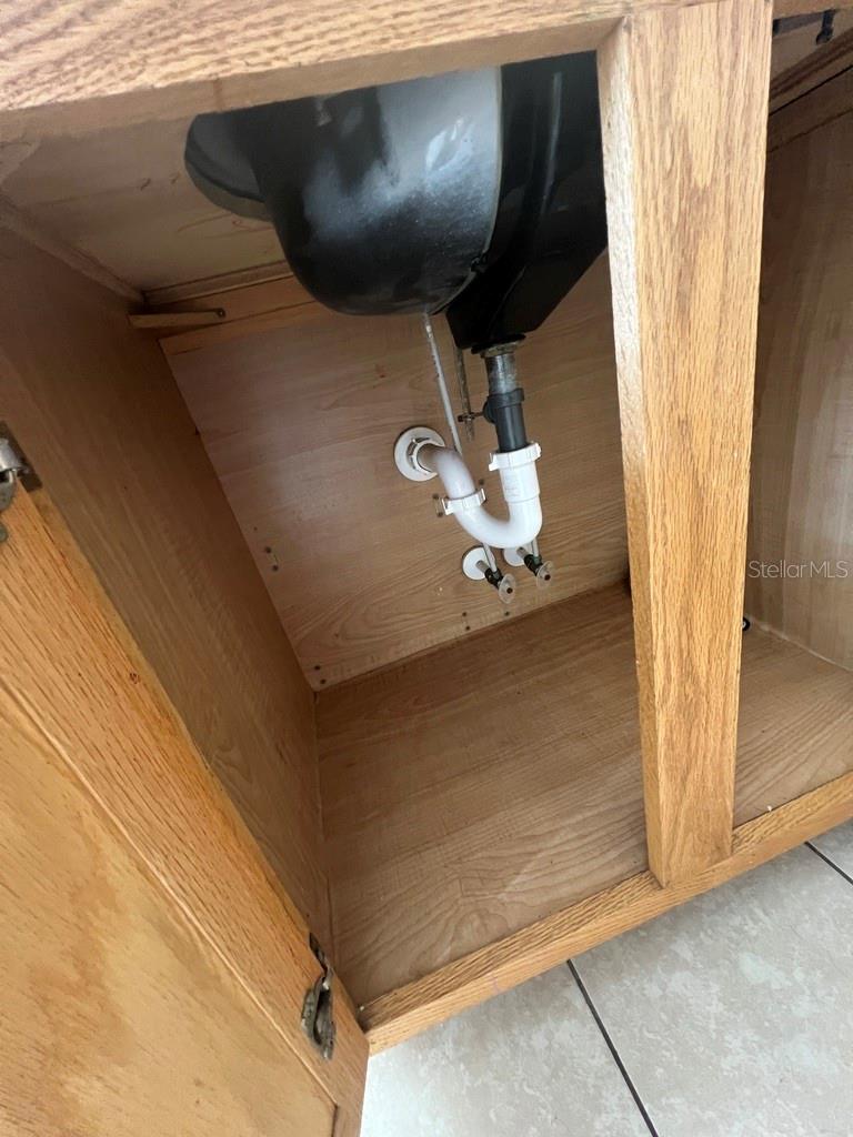 CRESTVIEW HILLS - Residential Lease