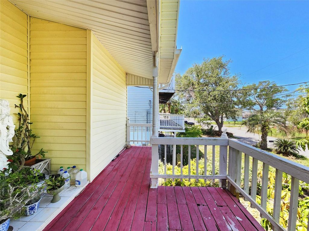 Photo of 13922 Raie Avenue, Hudson, FL 34667 (MLS # TB8418825)