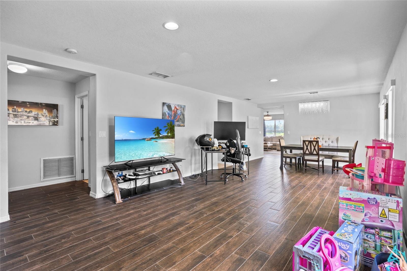 13033 OULTON CIRCLE