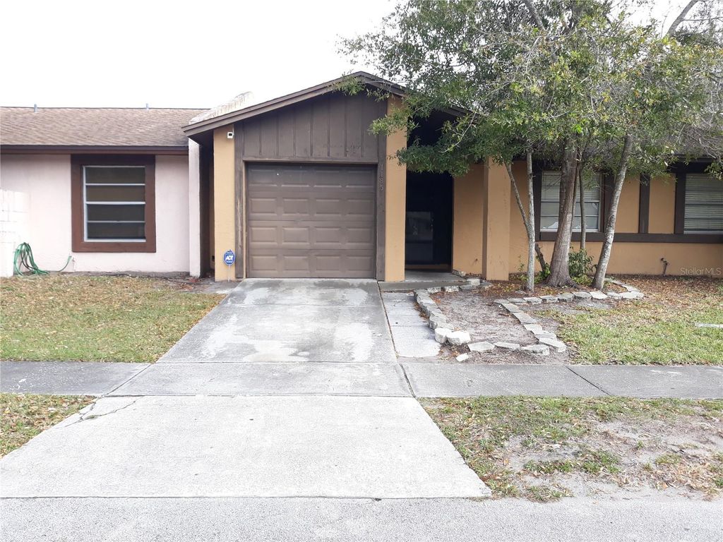 Photo of 1185 Soria Avenue, Orlando, FL 32807 (MLS # O6395701)
