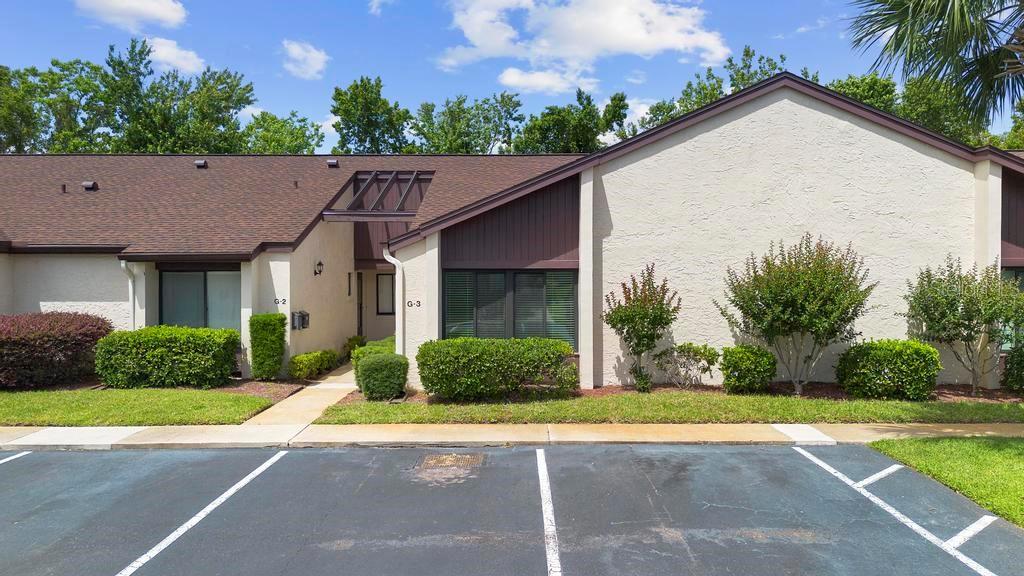 BREEZEWOOD VILLAGE CONDO PH 01-04 - Residential