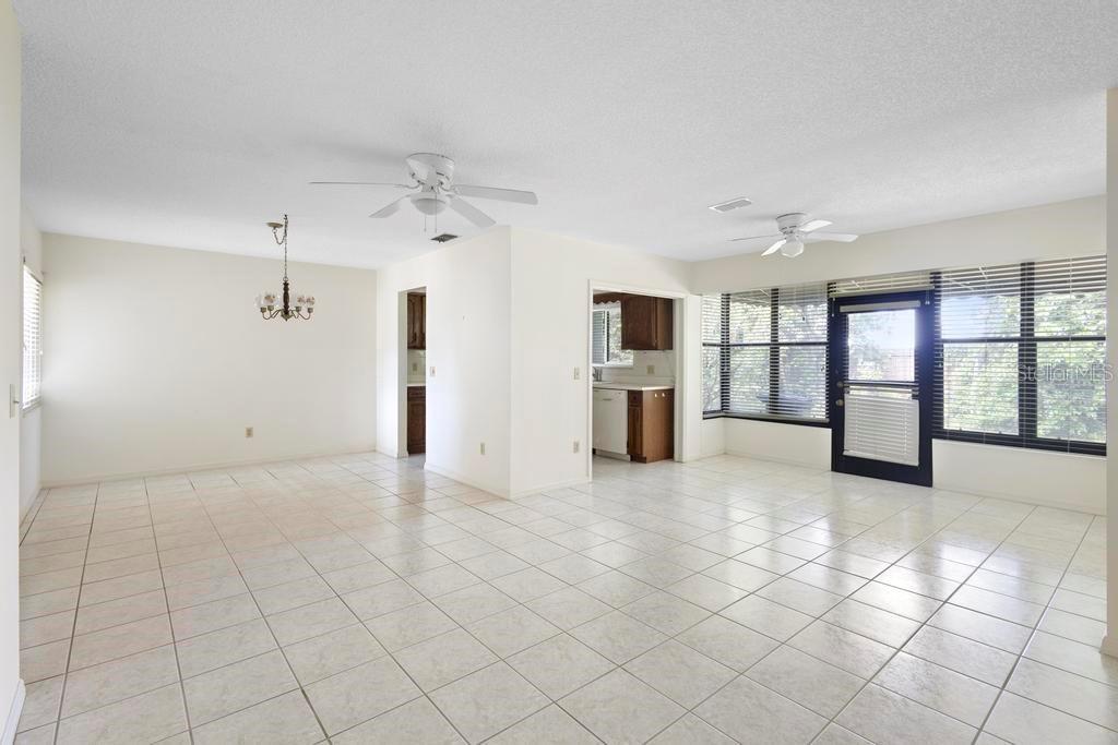 BREEZEWOOD VILLAGE CONDO PH 01-04 - Residential