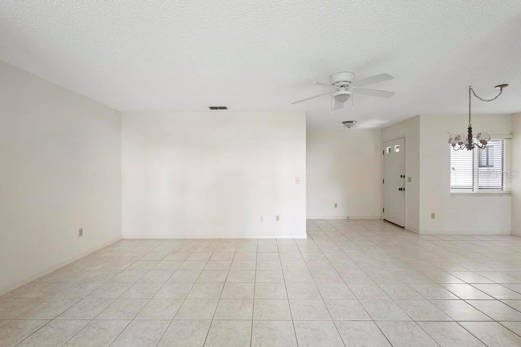 BREEZEWOOD VILLAGE CONDO PH 01-04 - Residential