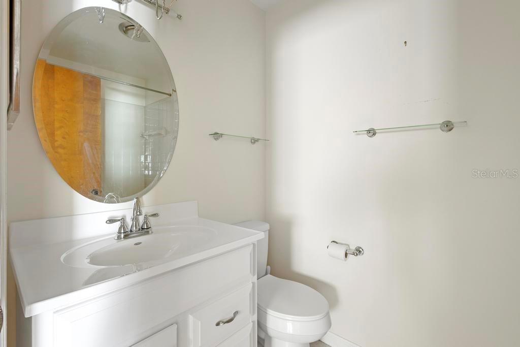 BREEZEWOOD VILLAGE CONDO PH 01-04 - Residential