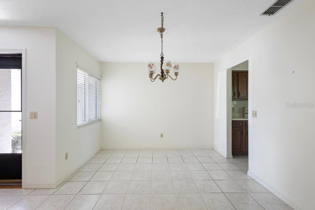 BREEZEWOOD VILLAGE CONDO PH 01-04 - Residential