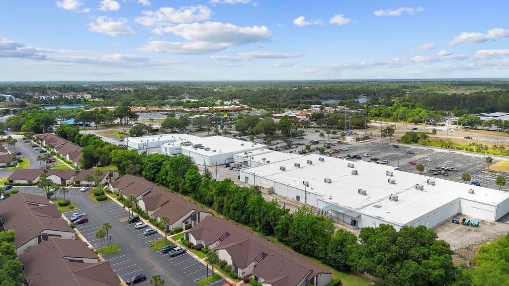 BREEZEWOOD VILLAGE CONDO PH 01-04 - Residential