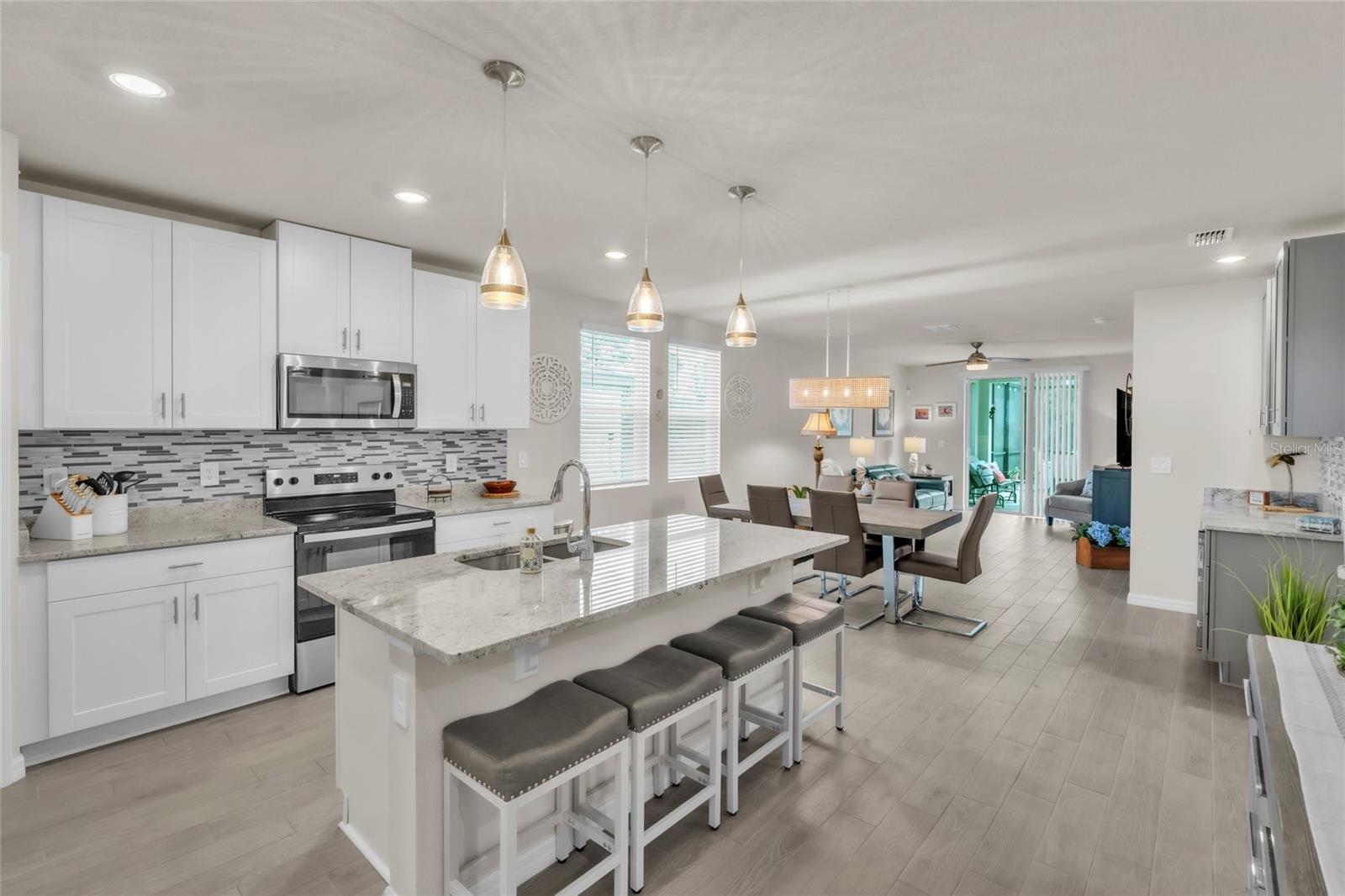 152 LAZY SHORE DRIVE