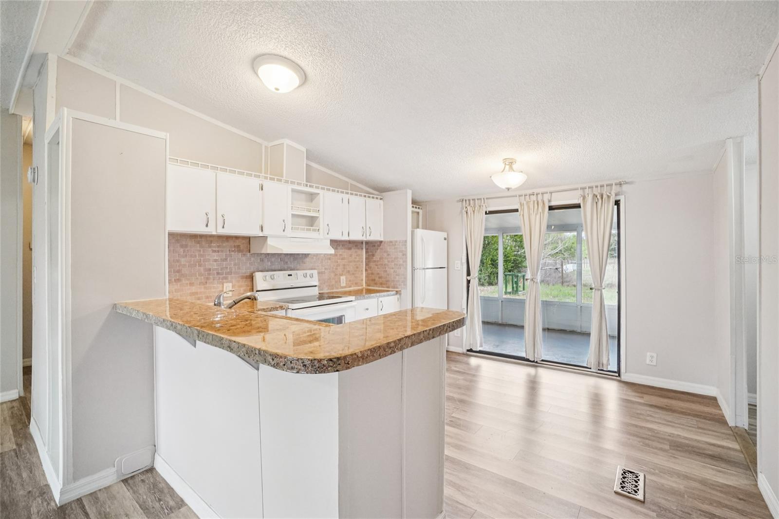 WAVRO HEIGHTS - Residential