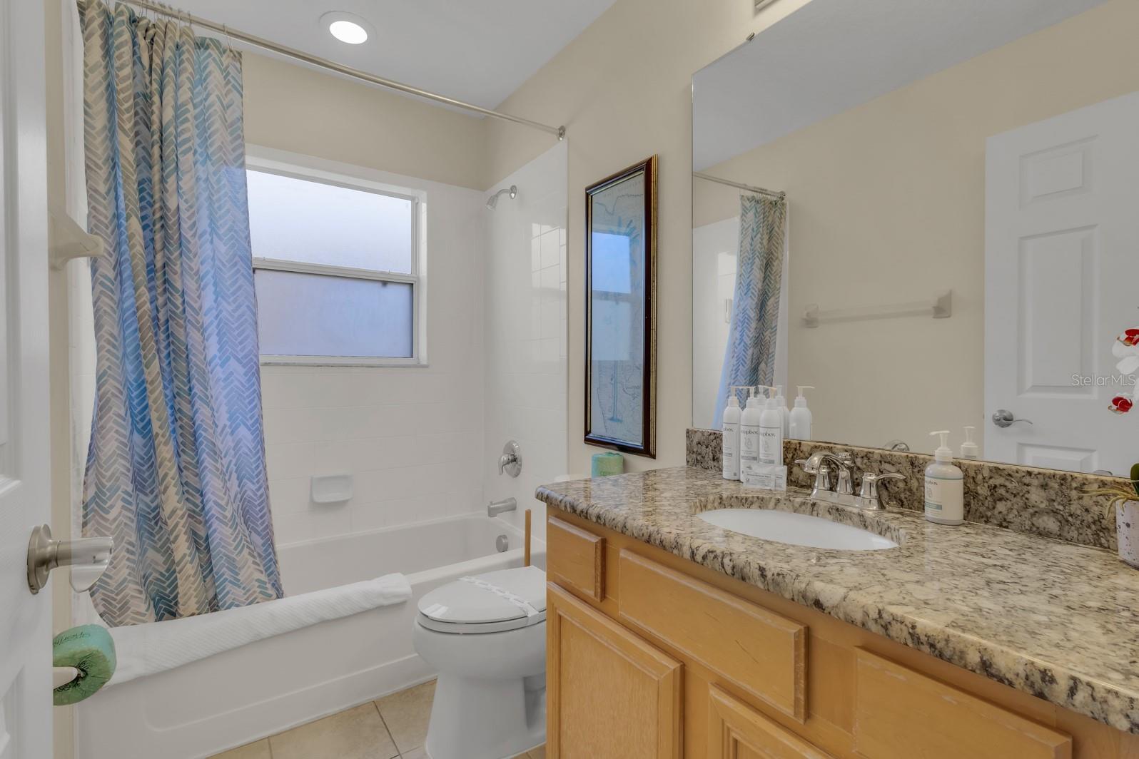 EMERALD ISLAND RESIDENCE PH 05-B - Residential