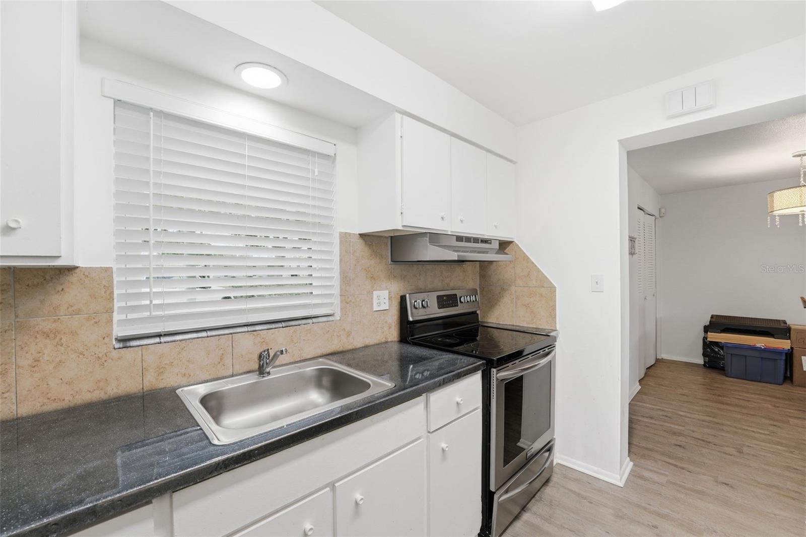 STRATHMORE VILLAGE GREEN - Residential