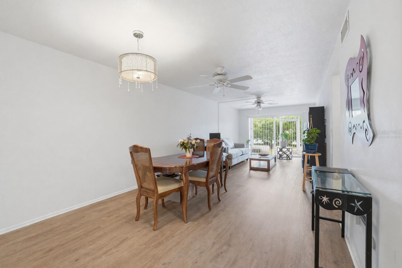 STRATHMORE VILLAGE GREEN - Residential