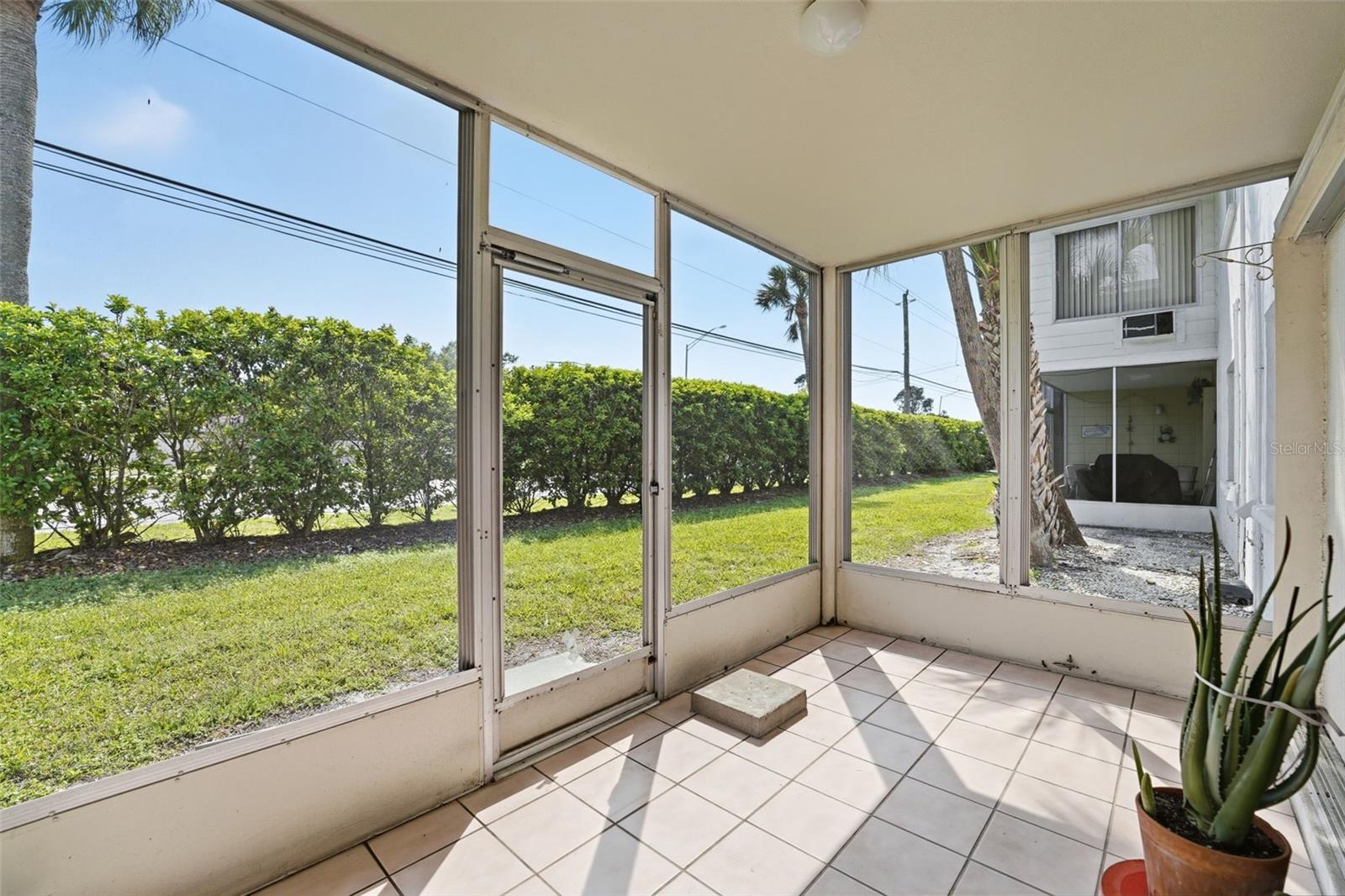 STRATHMORE VILLAGE GREEN - Residential