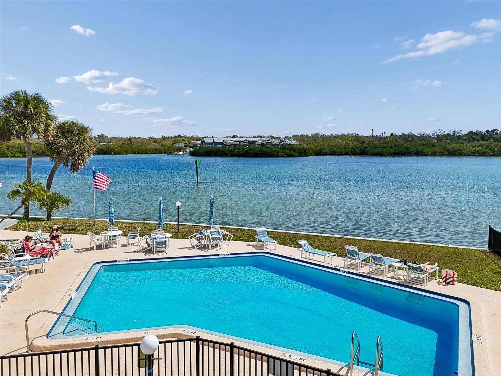 WINDRUSH COVE PH 1 CONDO - Residential