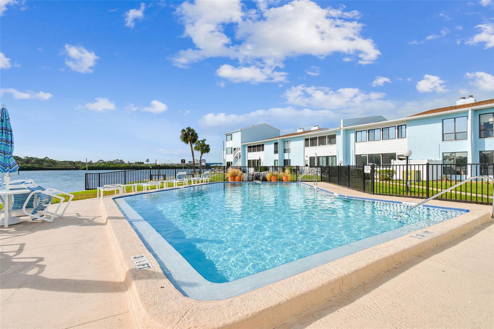 WINDRUSH COVE PH 1 CONDO - Residential