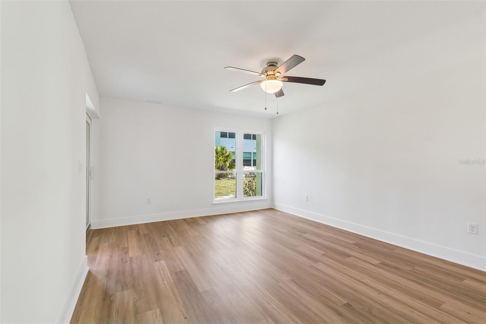 WINDRUSH COVE PH 1 CONDO - Residential