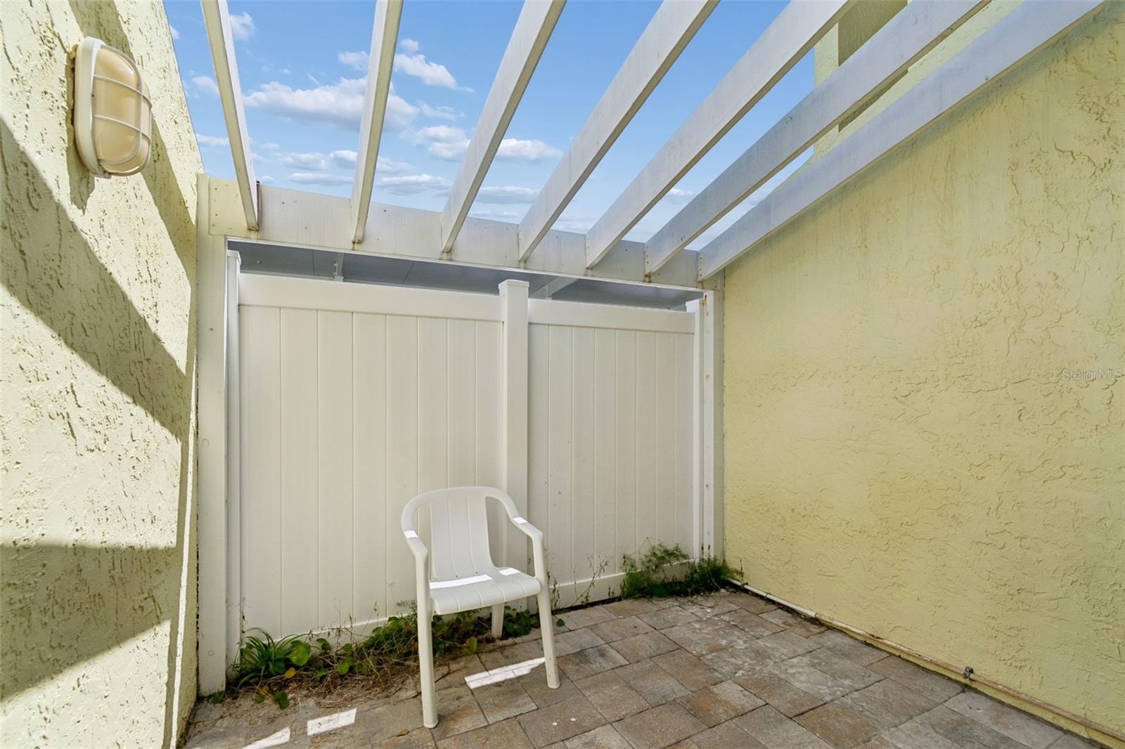 WINDRUSH COVE PH 1 CONDO - Residential