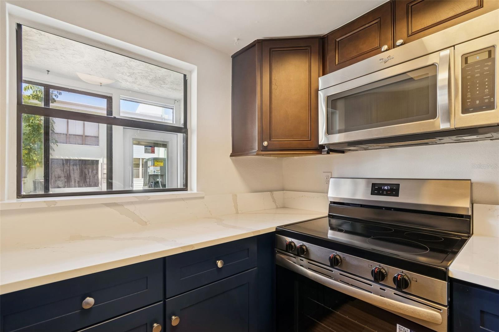 WINDRUSH COVE PH 1 CONDO - Residential