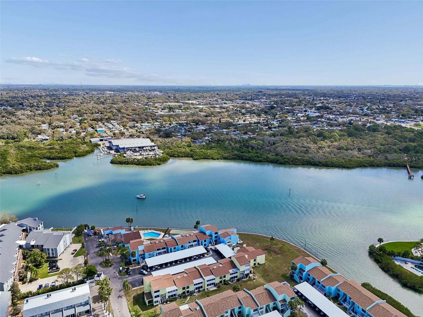 WINDRUSH COVE PH 1 CONDO - Residential