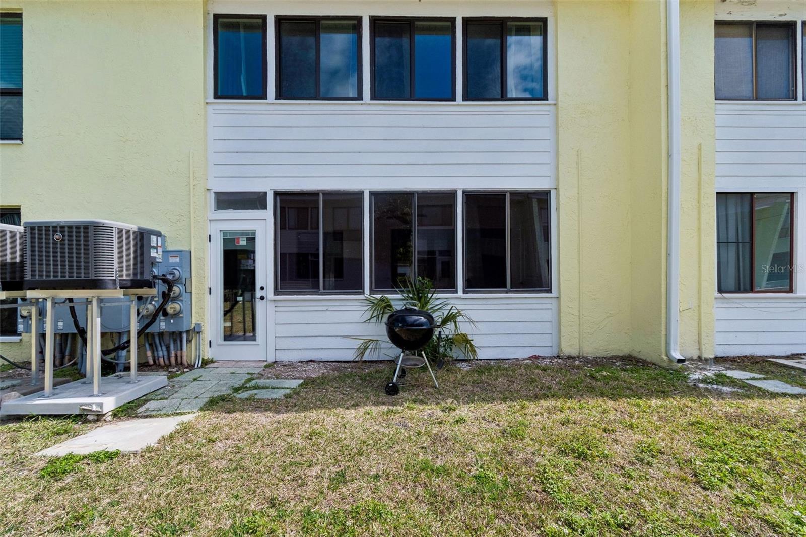 WINDRUSH COVE PH 1 CONDO - Residential