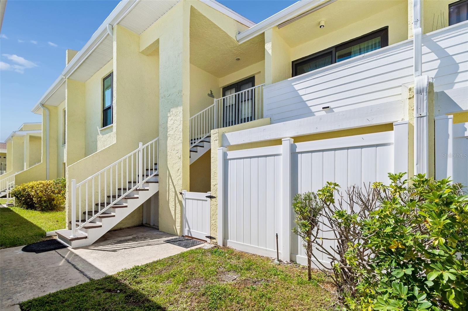 WINDRUSH COVE PH 1 CONDO - Residential