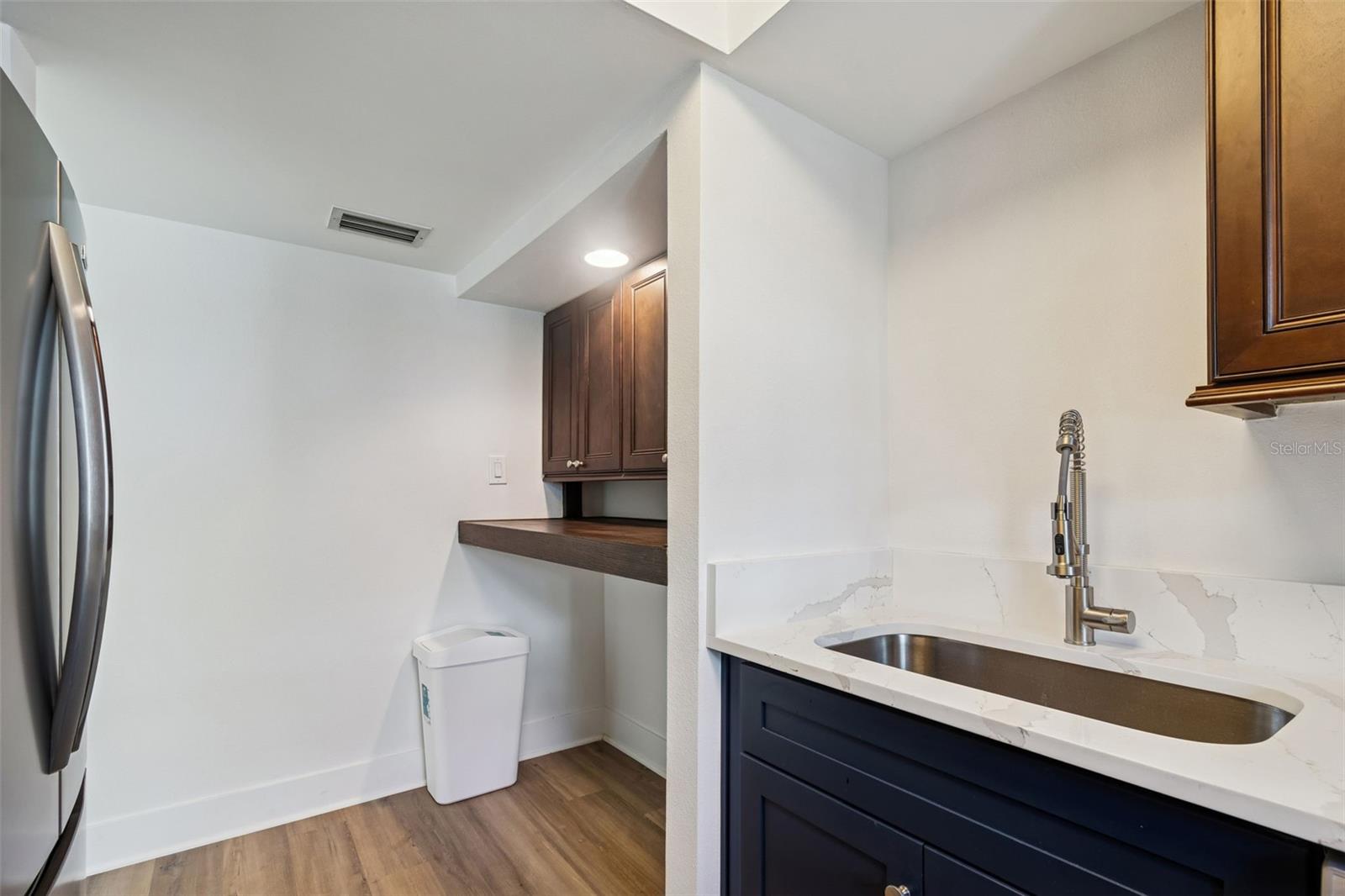 WINDRUSH COVE PH 1 CONDO - Residential