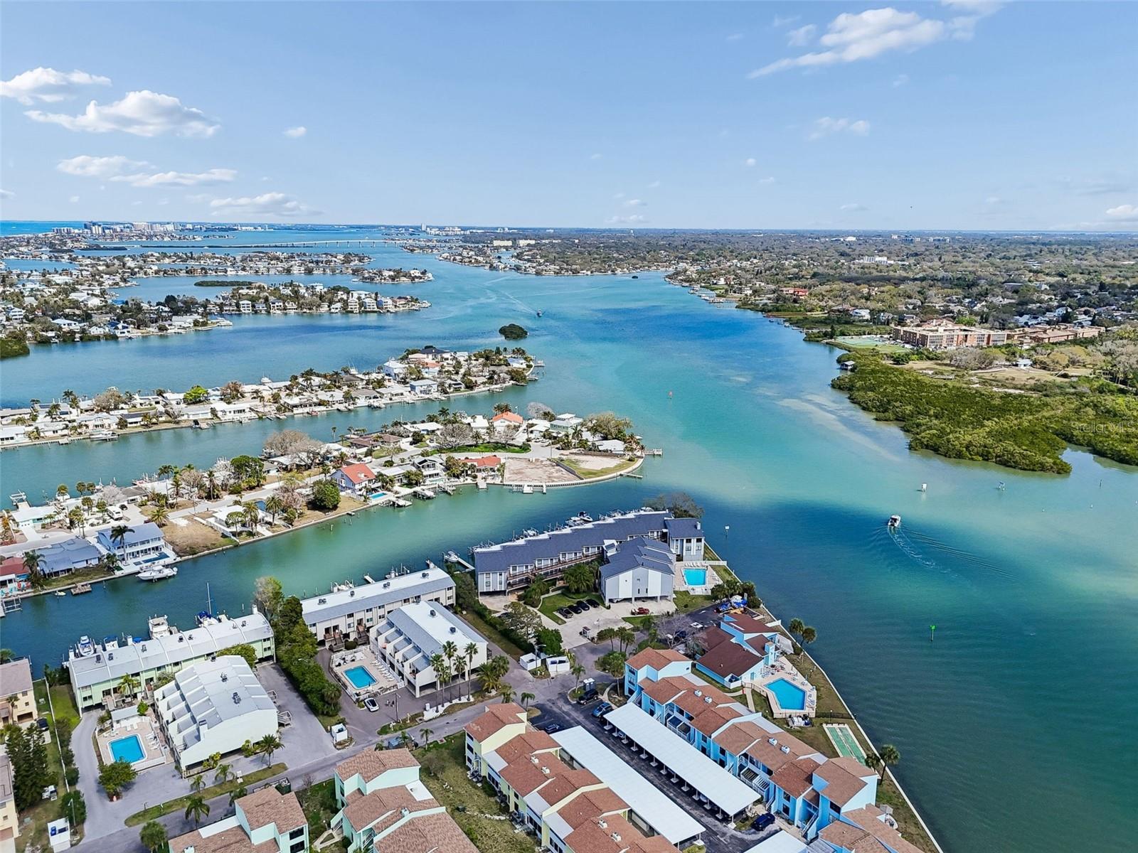 WINDRUSH COVE PH 1 CONDO - Residential