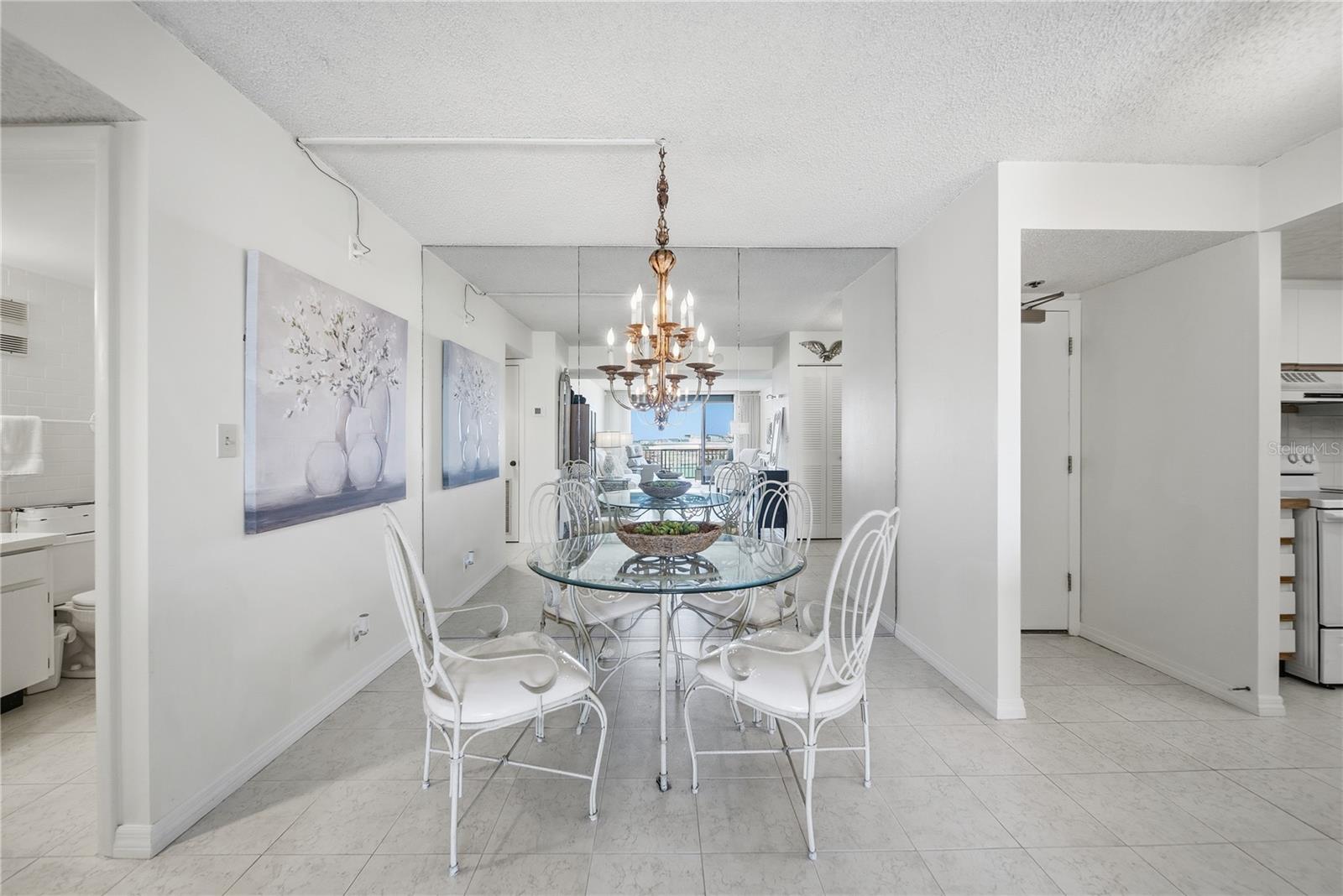 KEY CAPRI CONDO - Residential