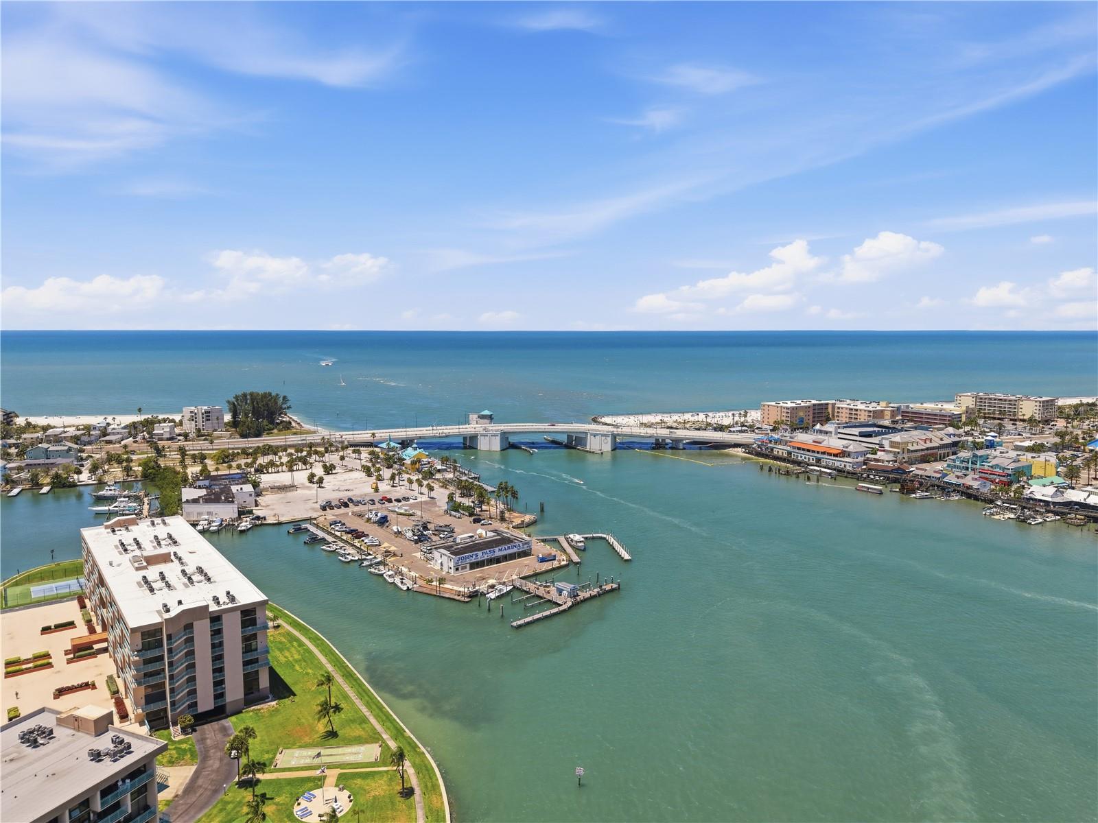 KEY CAPRI CONDO - Residential
