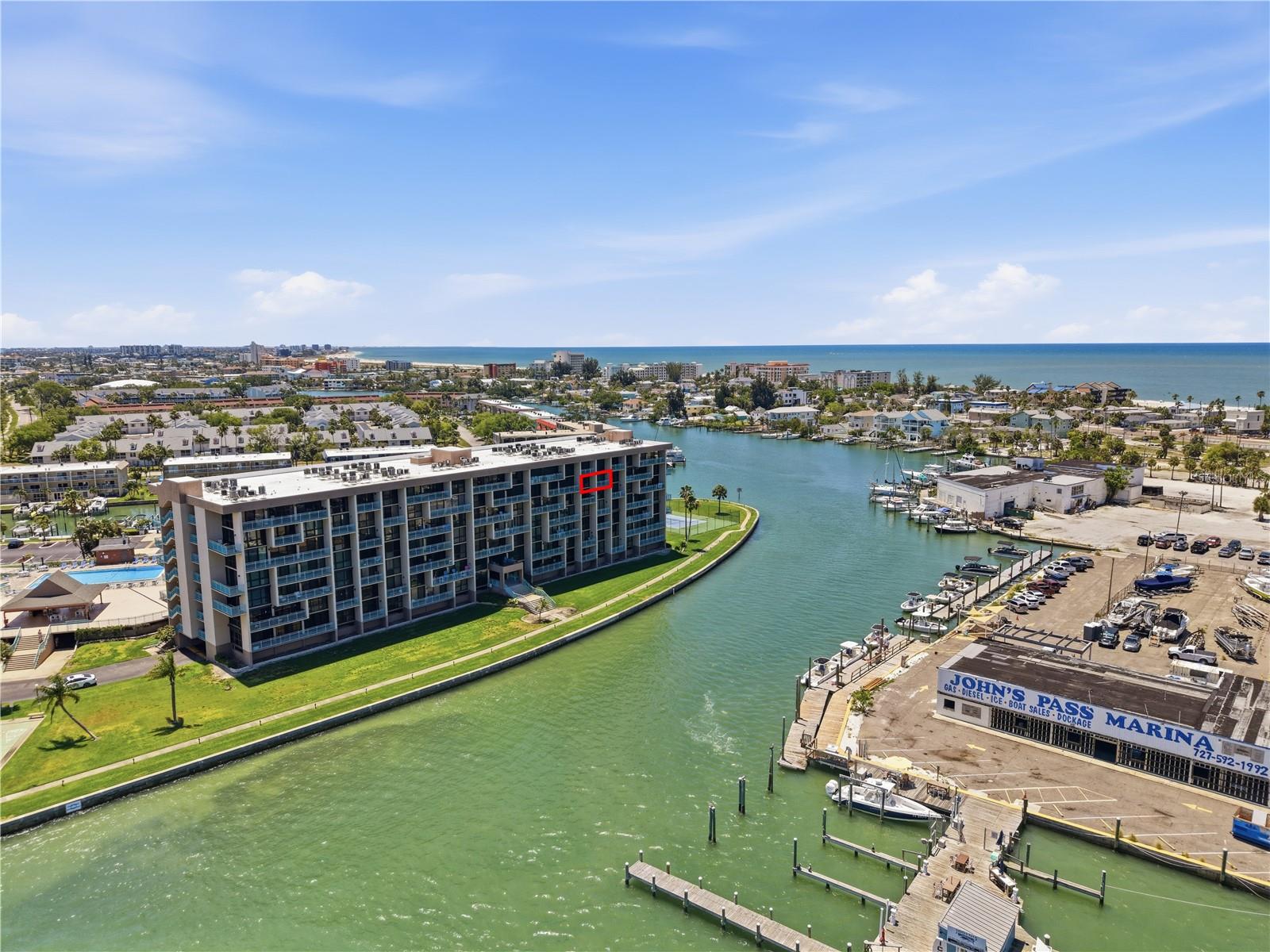 KEY CAPRI CONDO - Residential