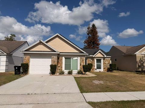 Photo of 327 N Cervidae Drive, Apopka, FL 32703 (MLS # O6402720)