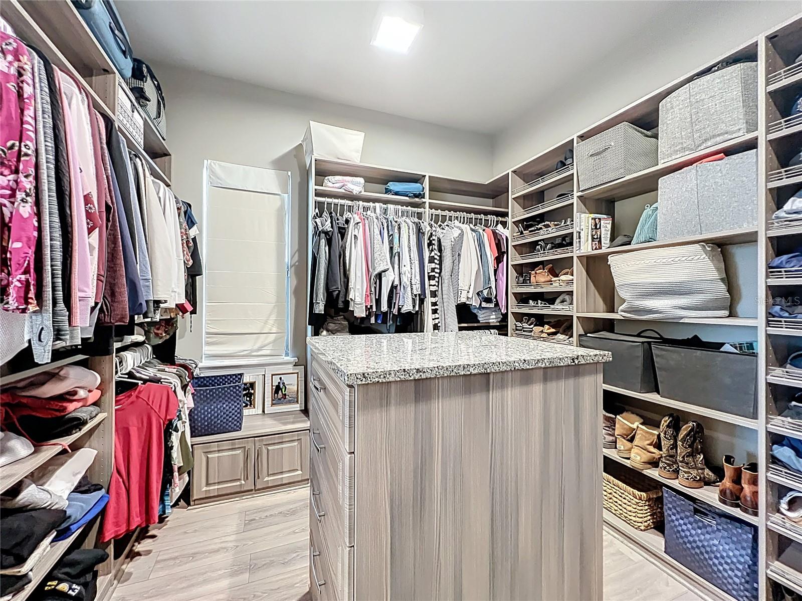 BELLA COLLINA WEST SUB - Residential