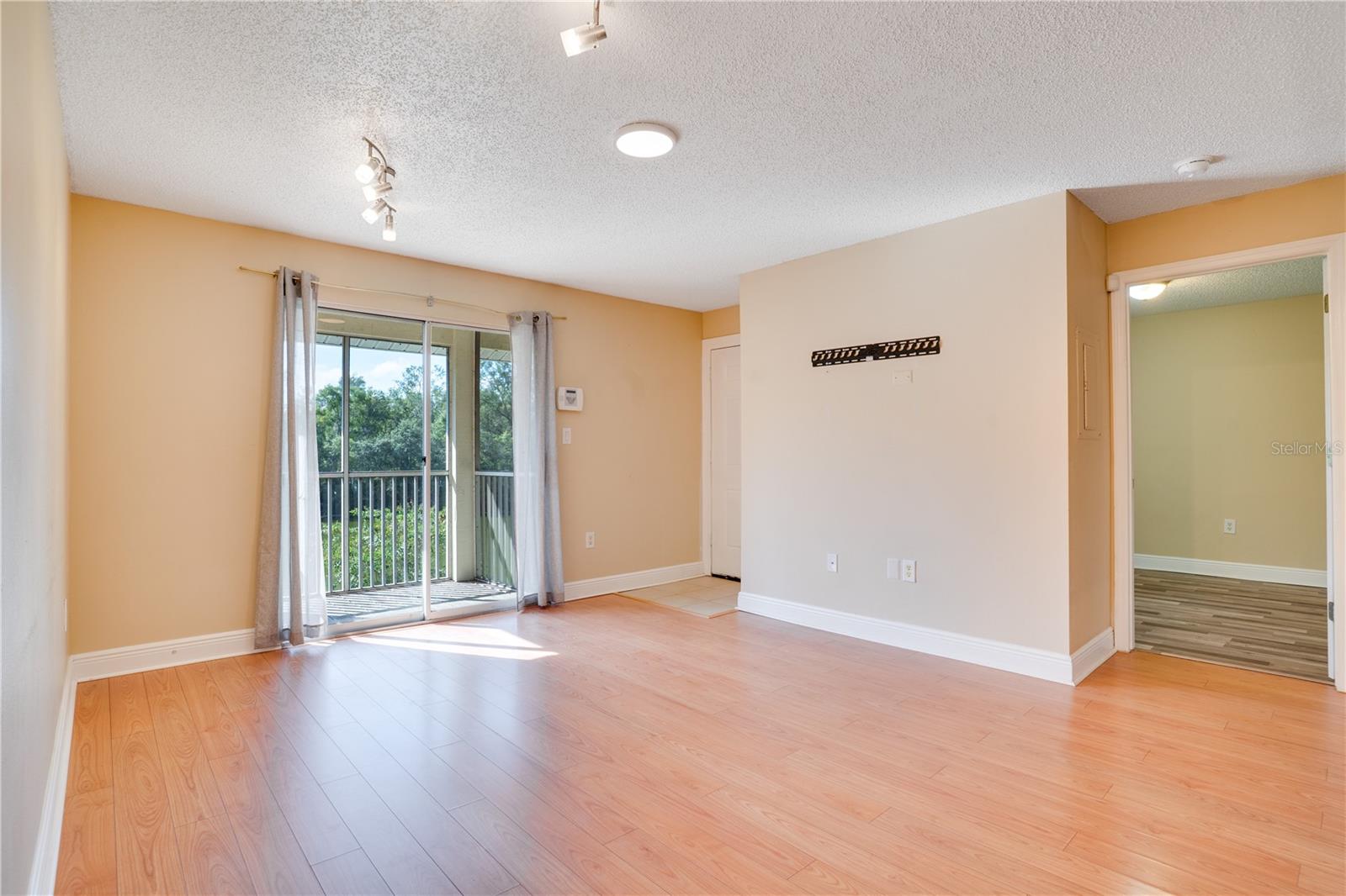 PARK LAKE AT PARSONS A CONDOMI - Residential Lease