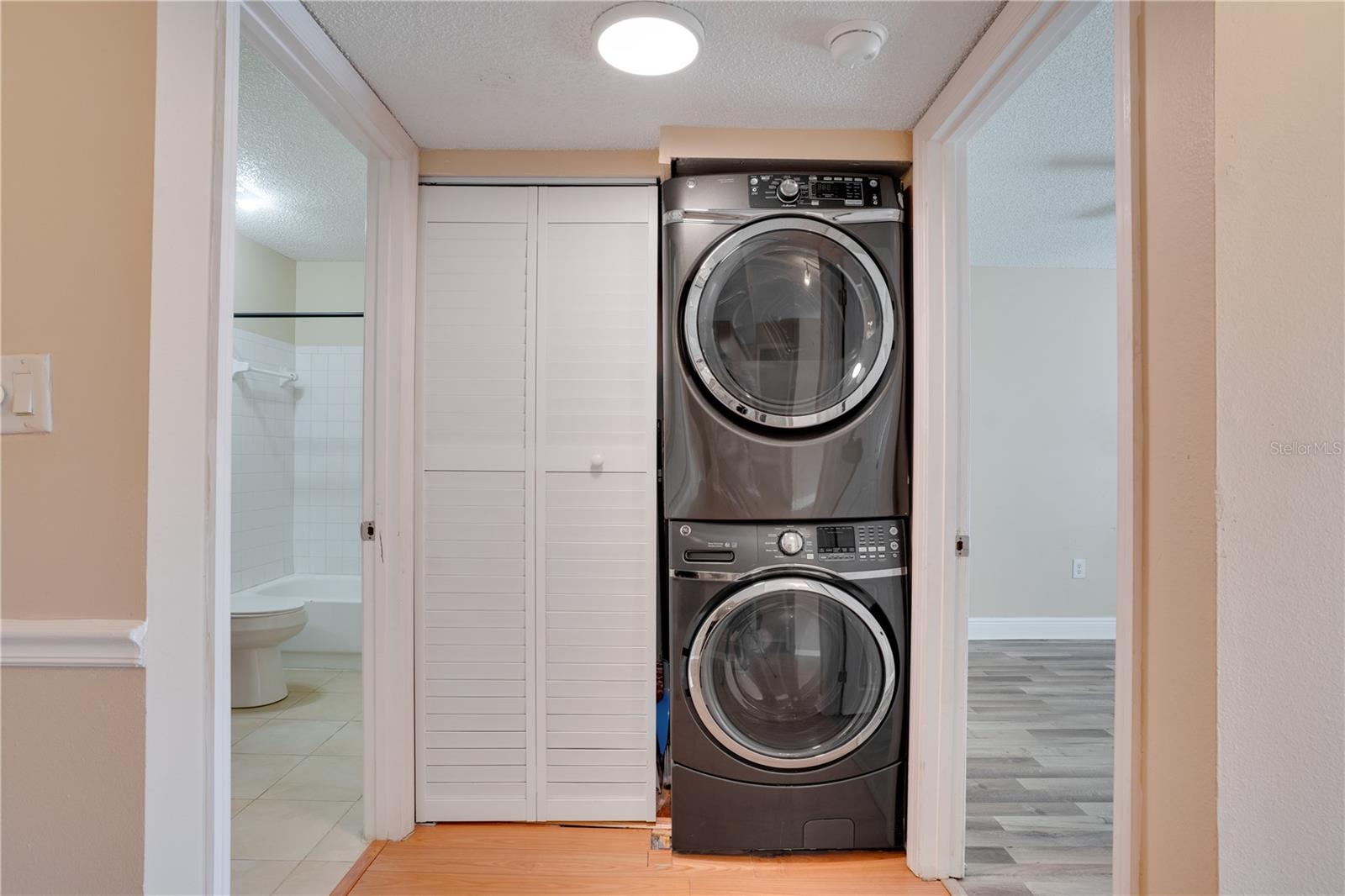 PARK LAKE AT PARSONS A CONDOMI - Residential Lease