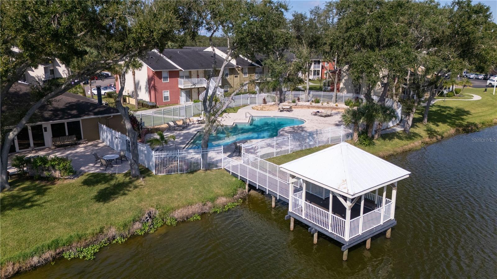 PARK LAKE AT PARSONS A CONDOMI - Residential Lease