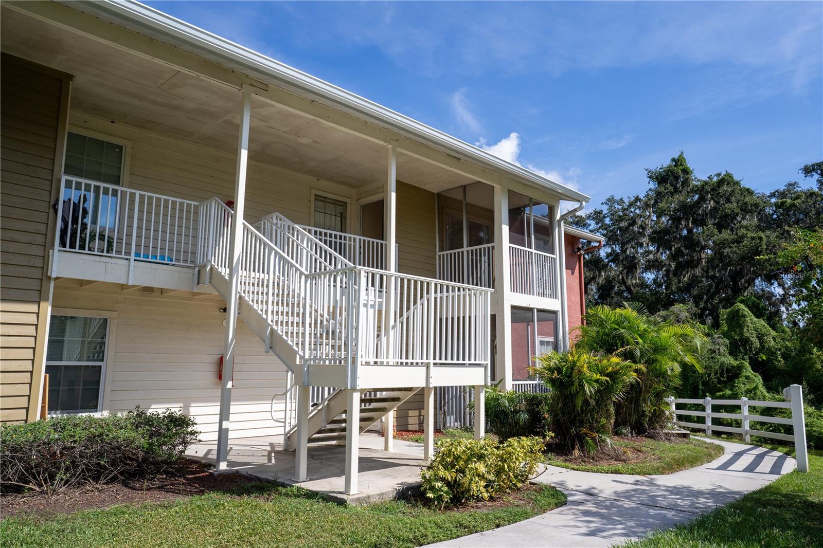 PARK LAKE AT PARSONS A CONDOMI - Residential Lease