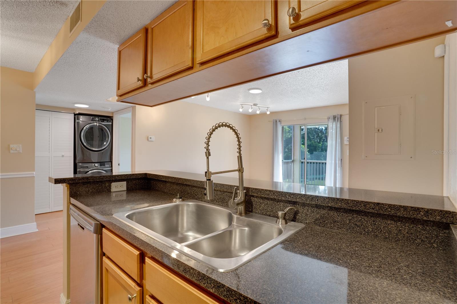 PARK LAKE AT PARSONS A CONDOMI - Residential Lease