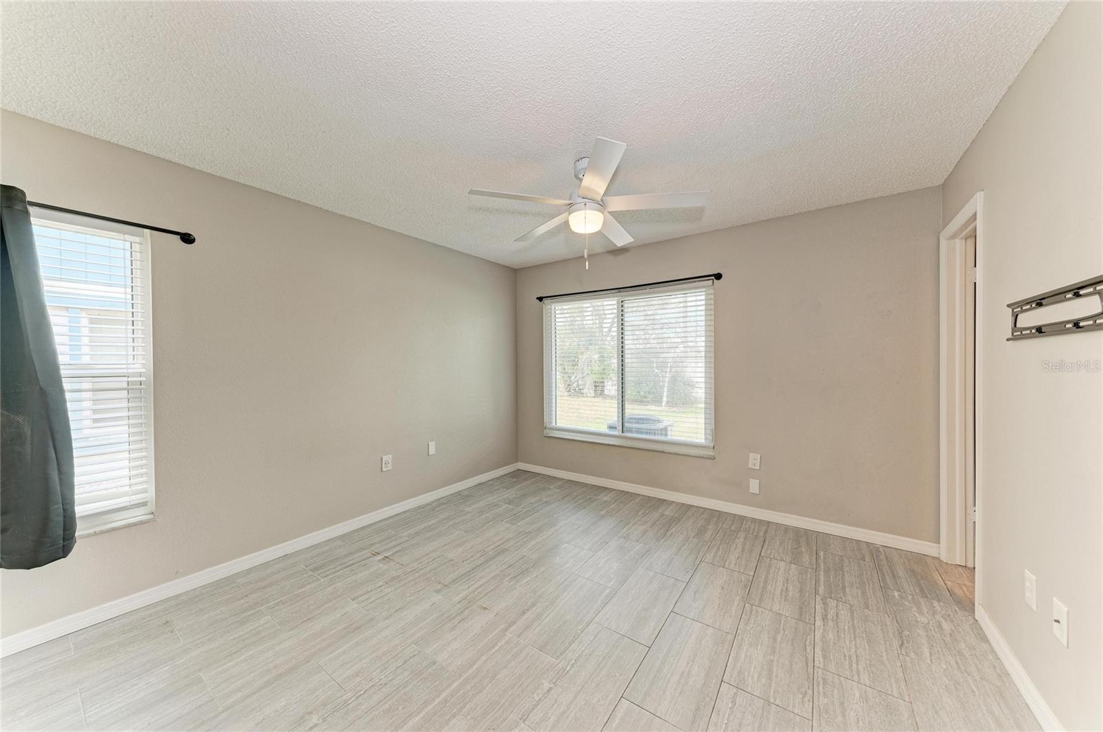 THE VILLAS OF LAKESIDE SOUTH - Residential