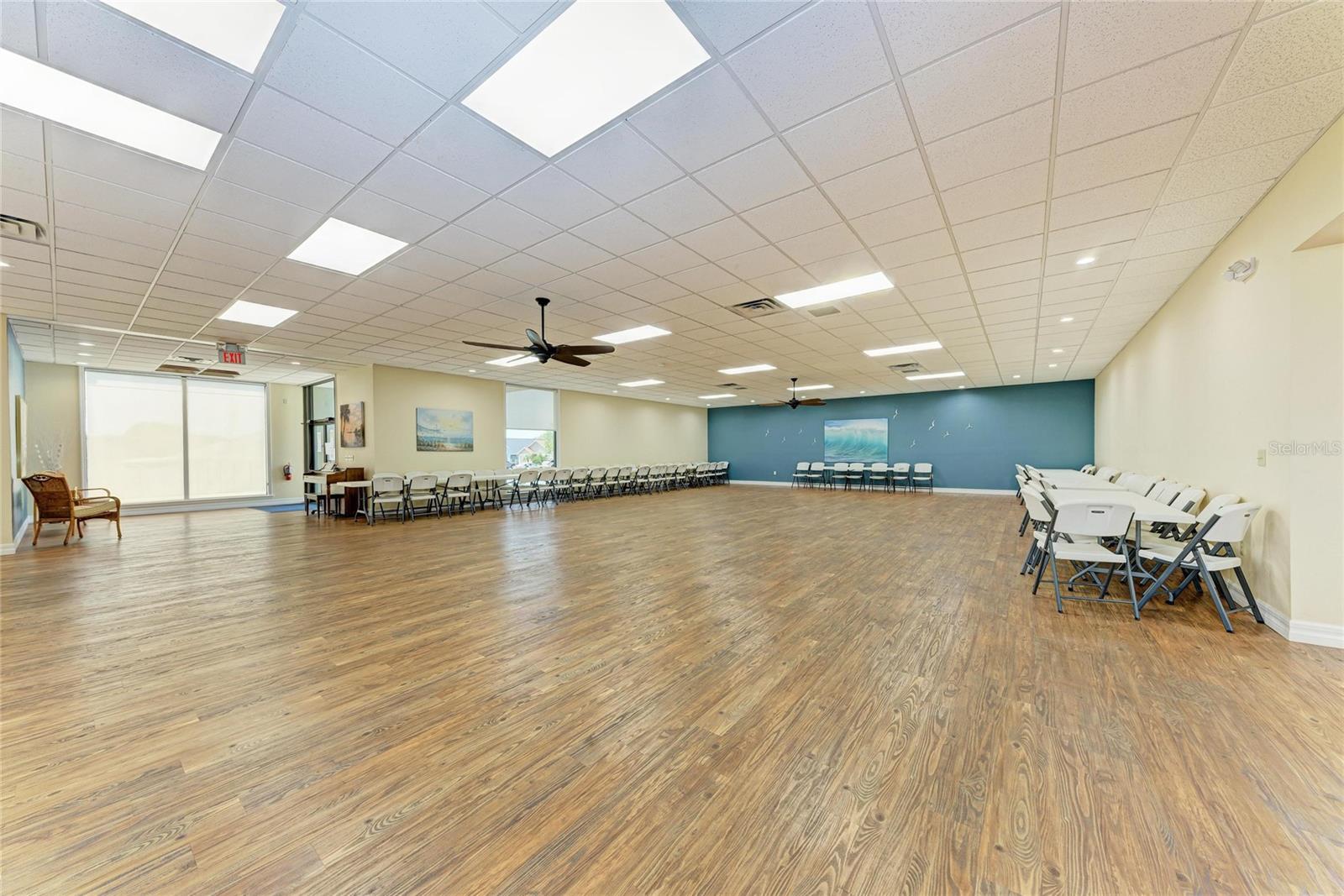 THE VILLAS OF LAKESIDE SOUTH - Residential