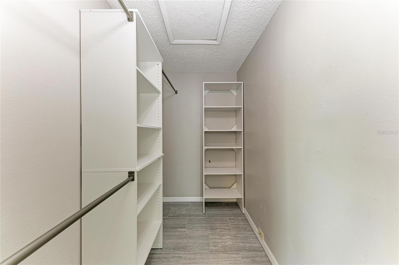 THE VILLAS OF LAKESIDE SOUTH - Residential