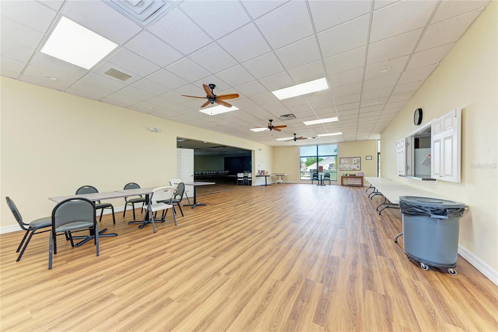 THE VILLAS OF LAKESIDE SOUTH - Residential