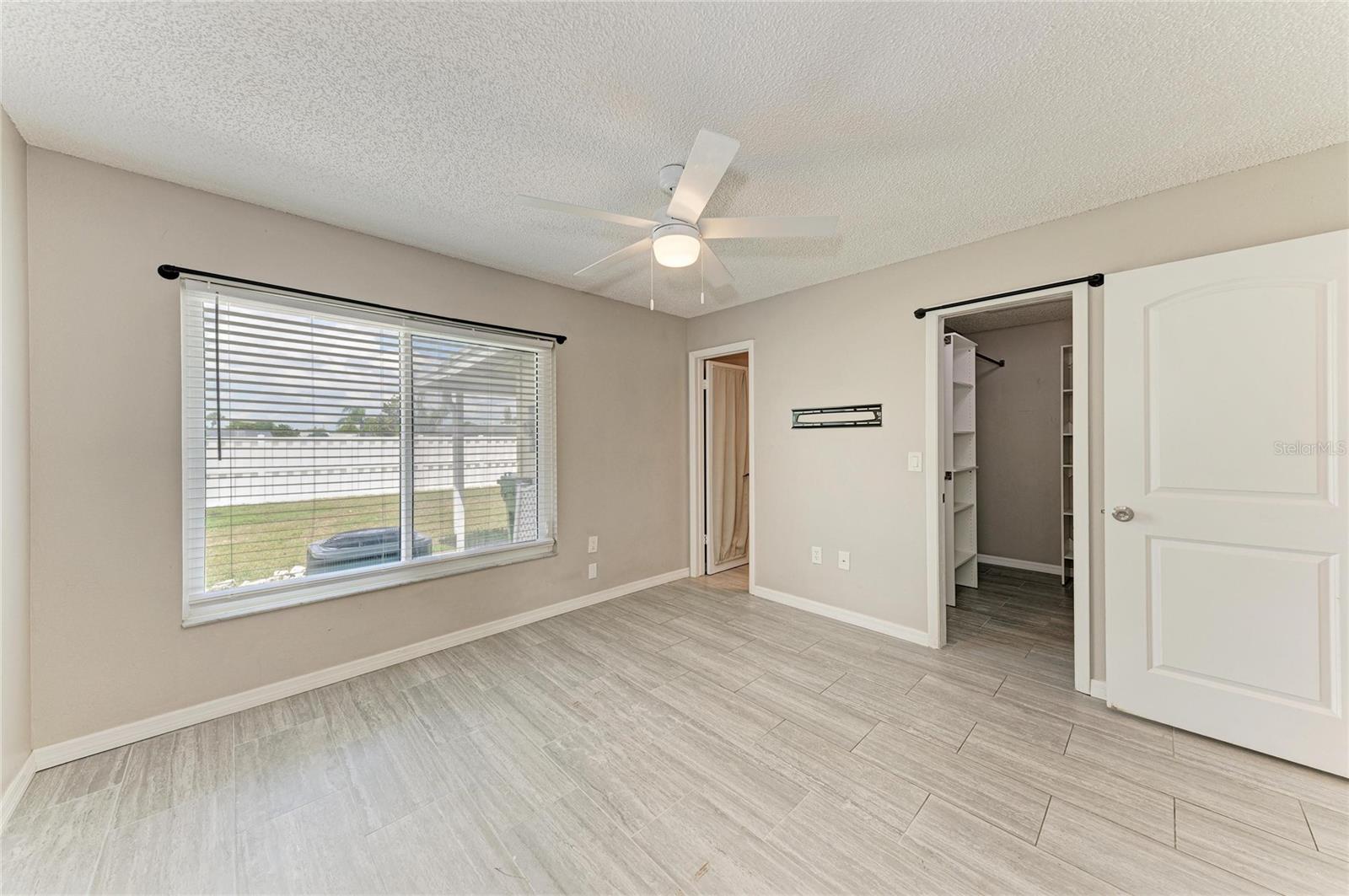 THE VILLAS OF LAKESIDE SOUTH - Residential