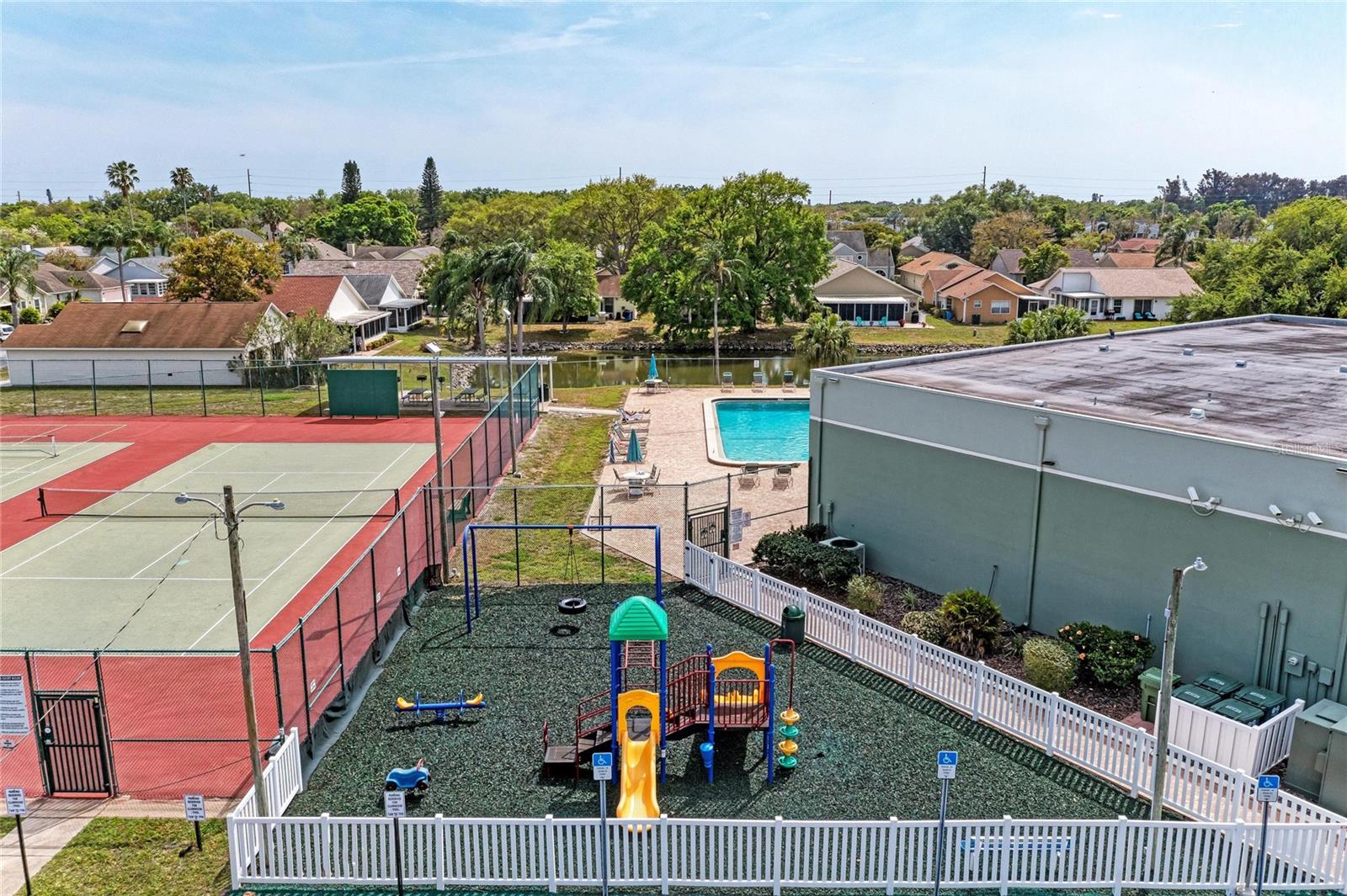 THE VILLAS OF LAKESIDE SOUTH - Residential