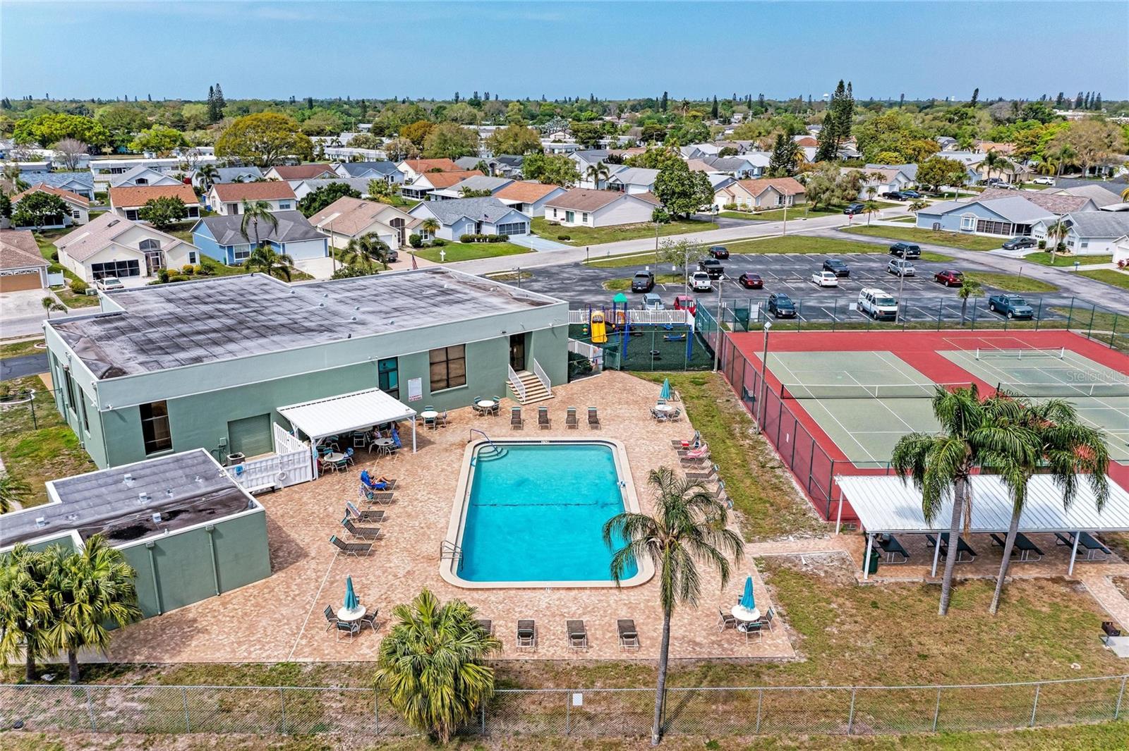 THE VILLAS OF LAKESIDE SOUTH - Residential