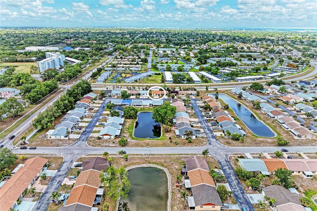 Photo of 4110 39th Ave W, Bradenton, FL 34205 (MLS # A4688785)