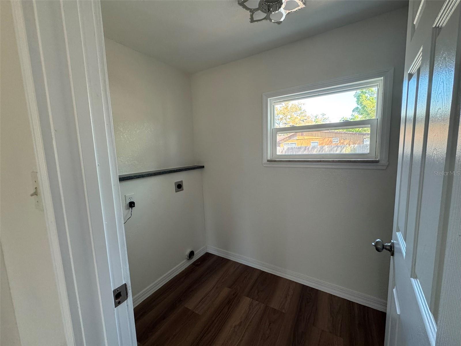 ANTONDALE SUB 2 - Residential Lease