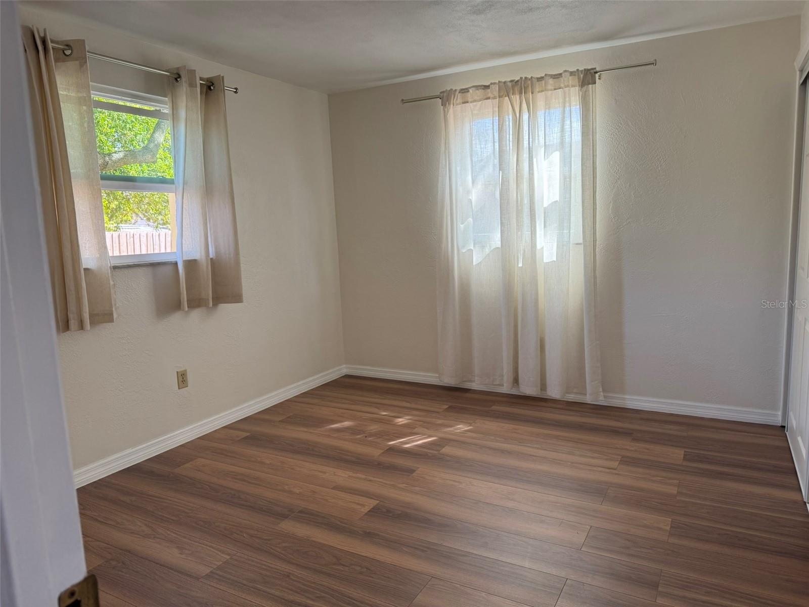 ANTONDALE SUB 2 - Residential Lease