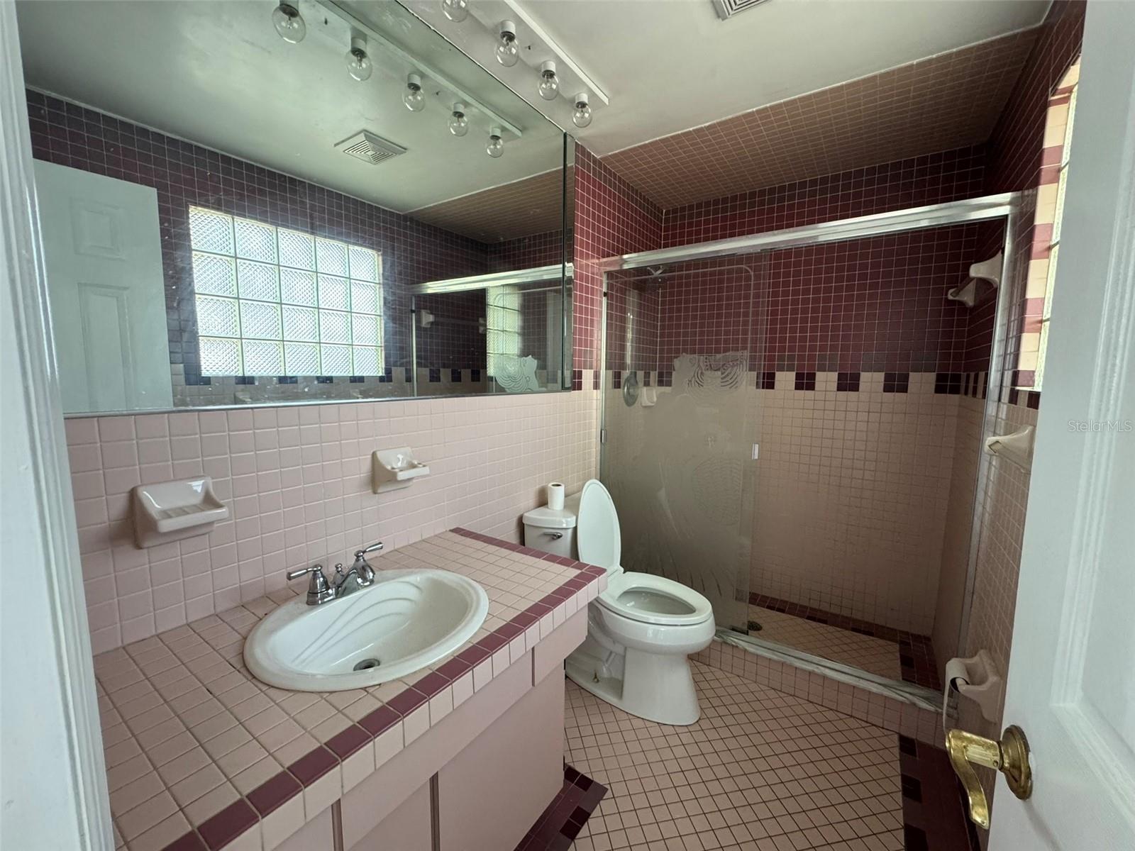 ANTONDALE SUB 2 - Residential Lease