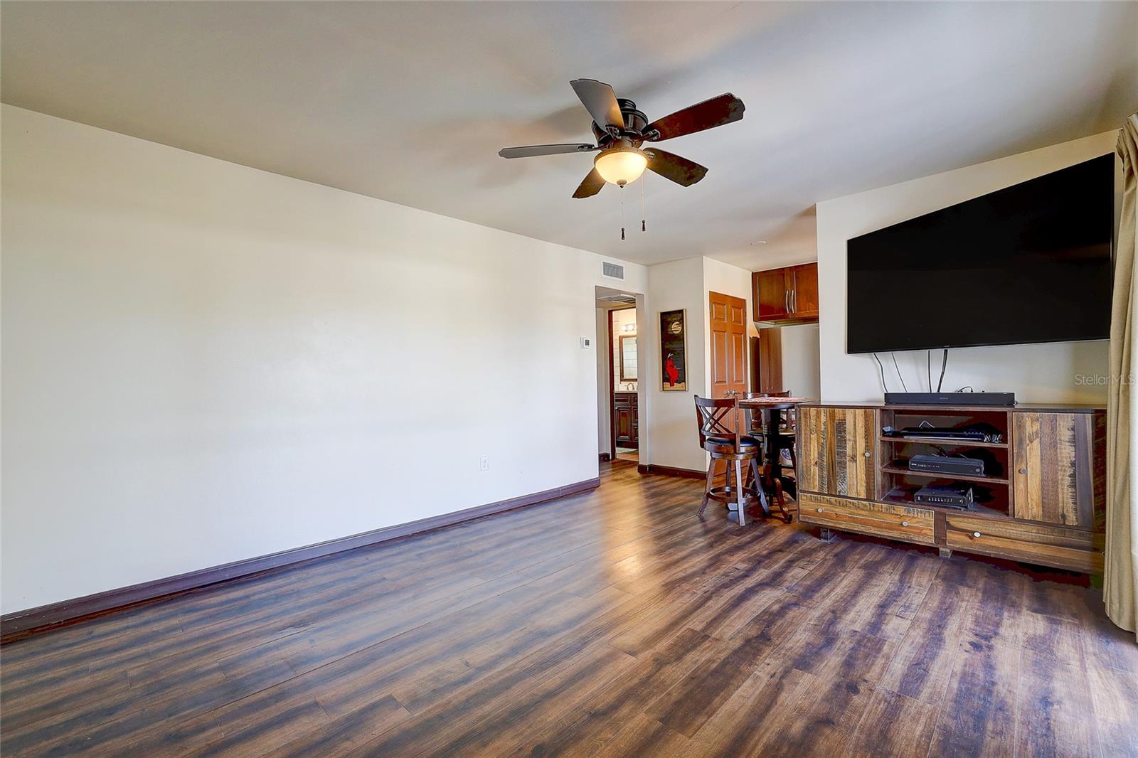 GARDEN APTS - Residential