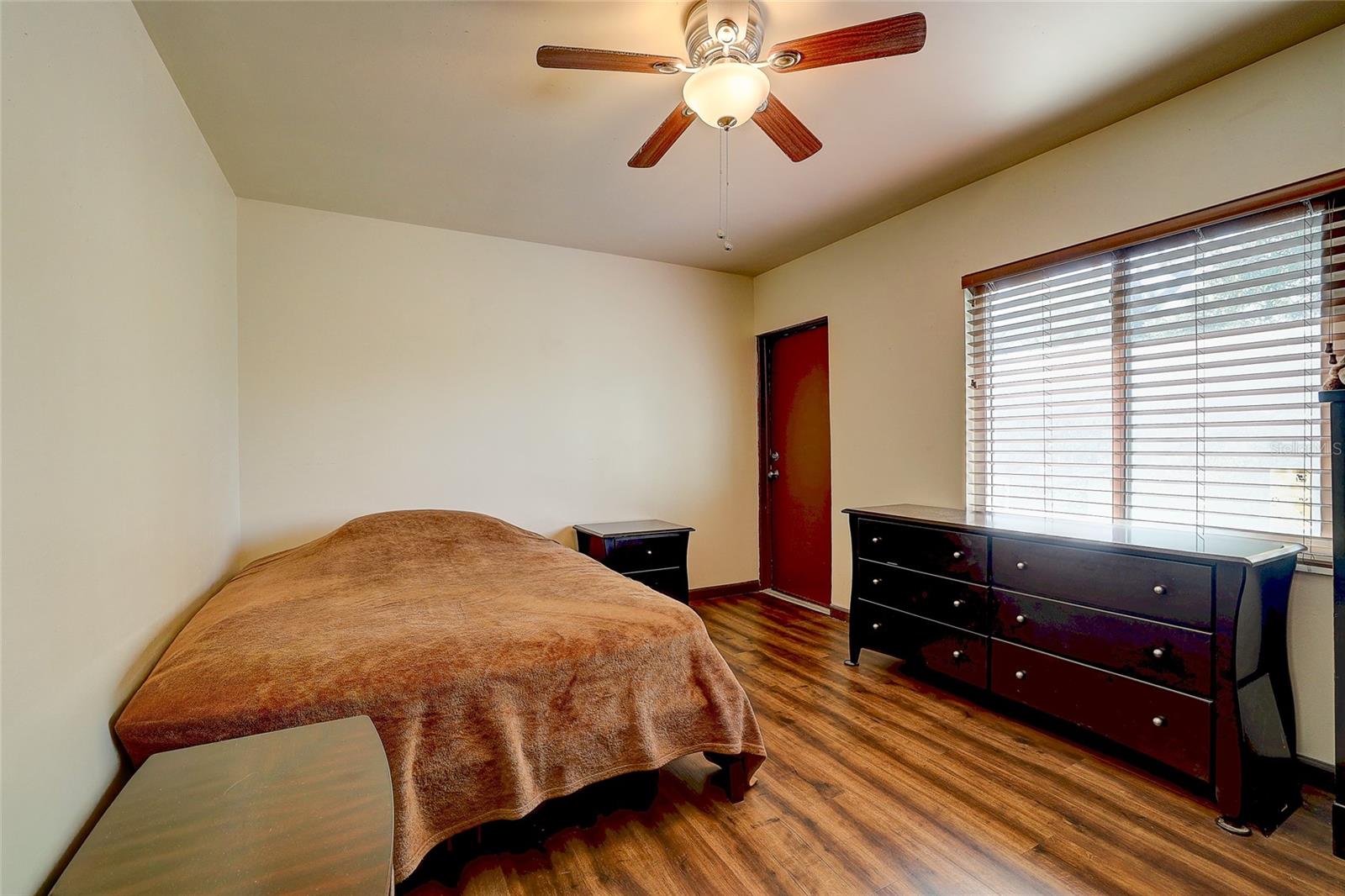 GARDEN APTS - Residential