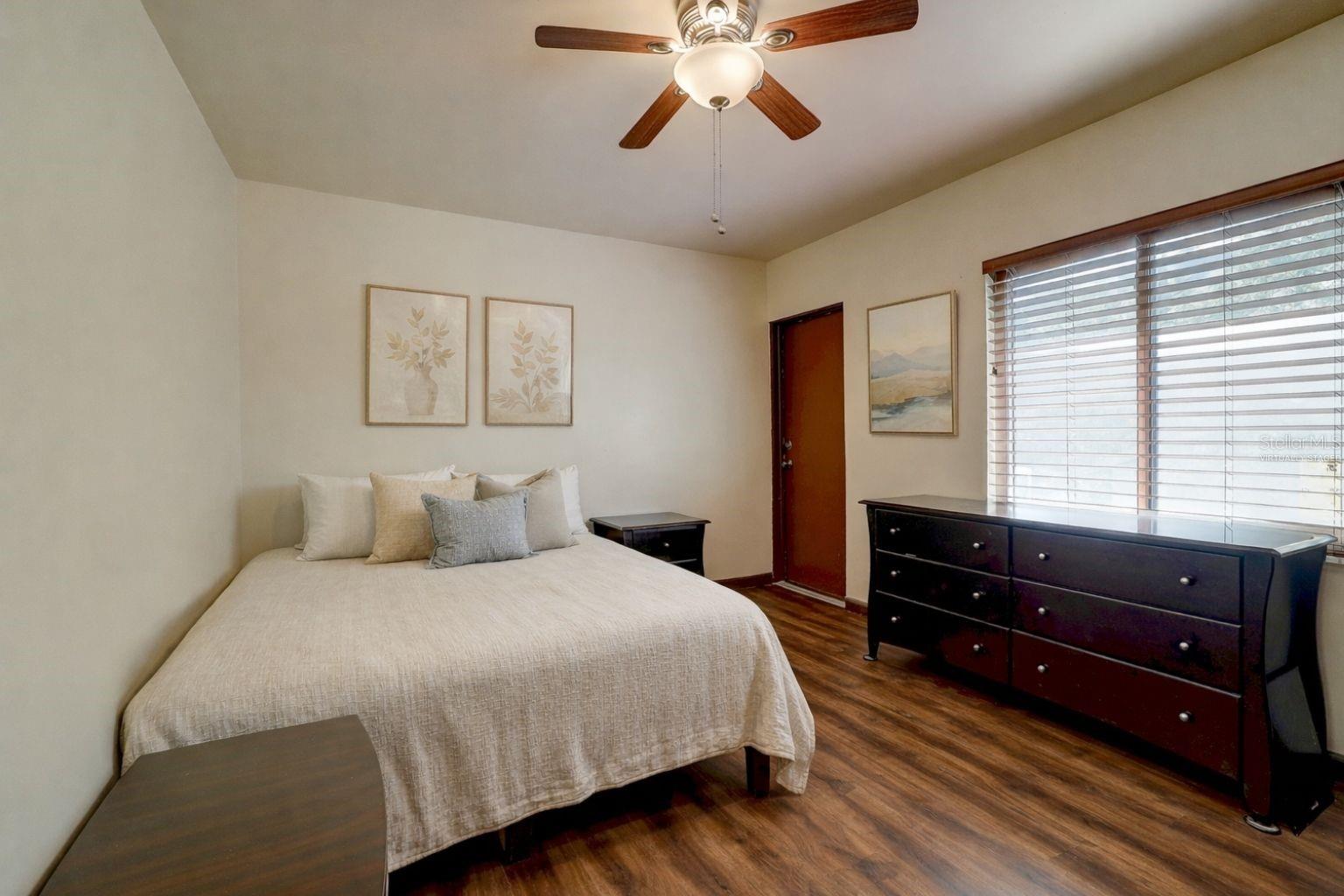 GARDEN APTS - Residential